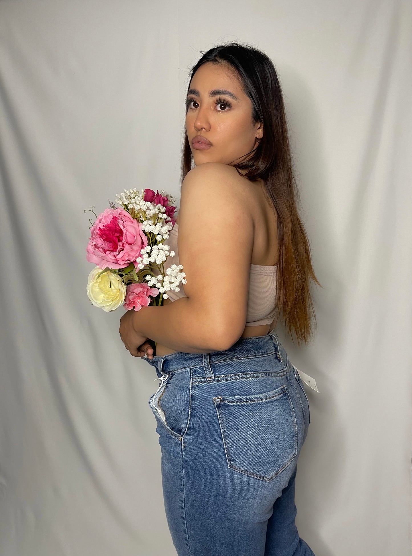Model is wearing size 13