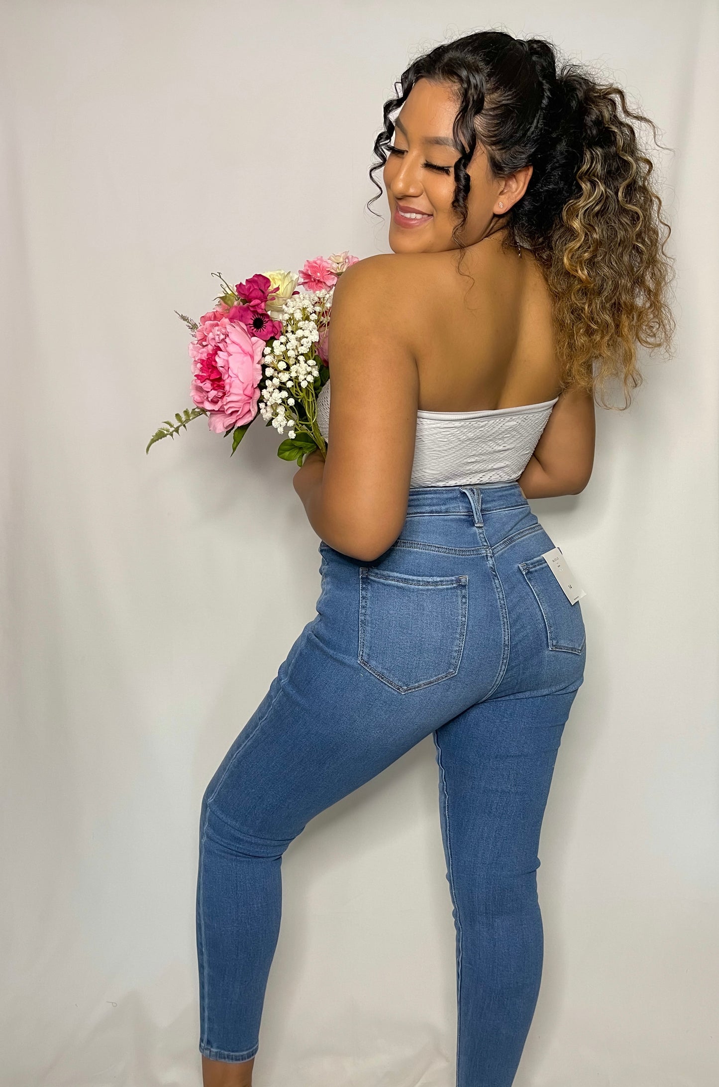 Model is wearing size 14